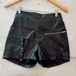 Short candise