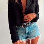 Blazer Crop Black